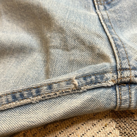 Everlane distressed knee high rise ankle jeans - Picture 12 of 16